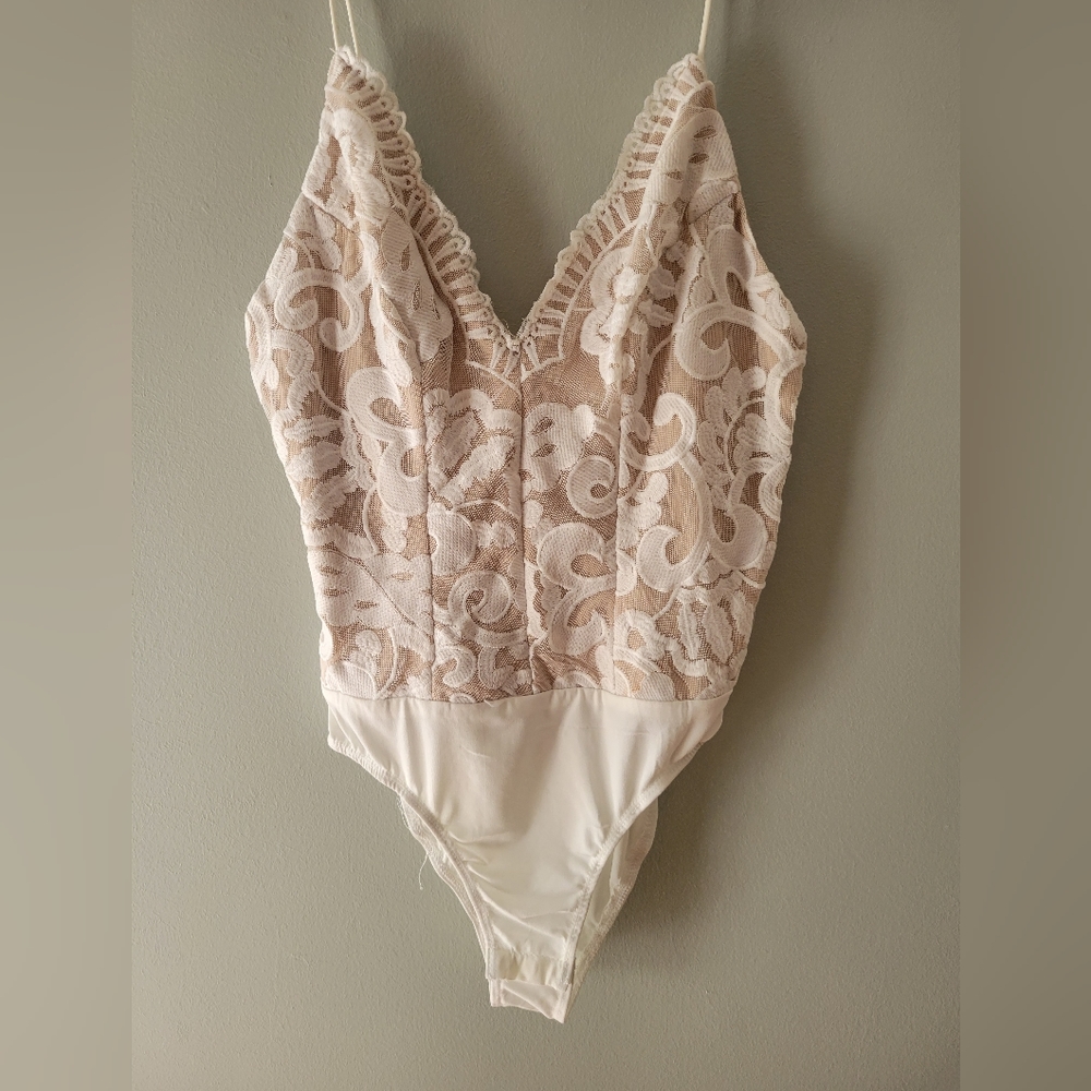 Hello Molly Lace Body Suit